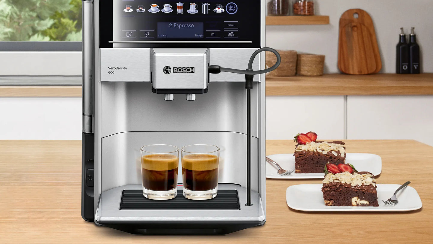 Bosch VeroBarista 600 Fully Automatic Espresso Machine | 12 Beverage Options, Insulated Milk Container | TIS65621IN