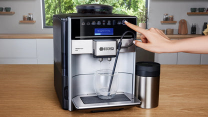 Bosch VeroBarista 600 Fully Automatic Espresso Machine | 12 Beverage Options, Insulated Milk Container | TIS65621IN